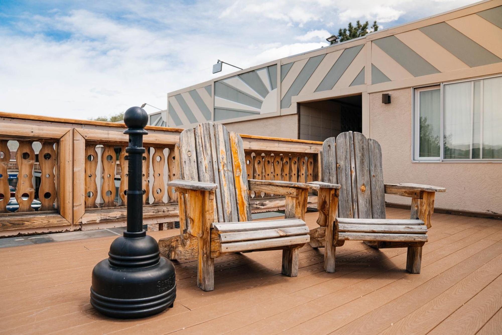 Salida Inn & Monarch Suites Buitenkant foto