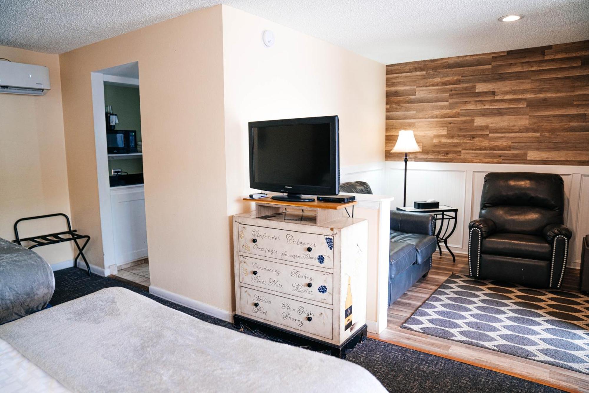 Salida Inn & Monarch Suites Buitenkant foto